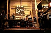 BLACK BETTY