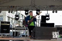 Lupinger Attila Edward 11 éves rockgitáros műsora - május 2.
