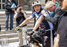 Trial bike rekordkísérlet - hátrafele menés - Orbán Barra Gábor - május 3.